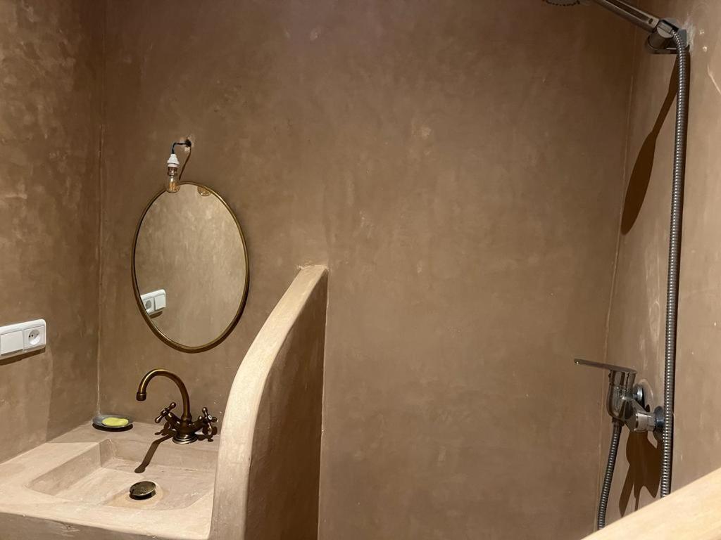 Riad La Rose Des Sables マラケシュ エクステリア 写真