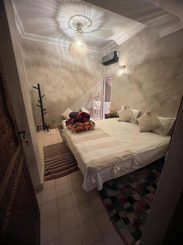 Riad La Rose Des Sables マラケシュ エクステリア 写真