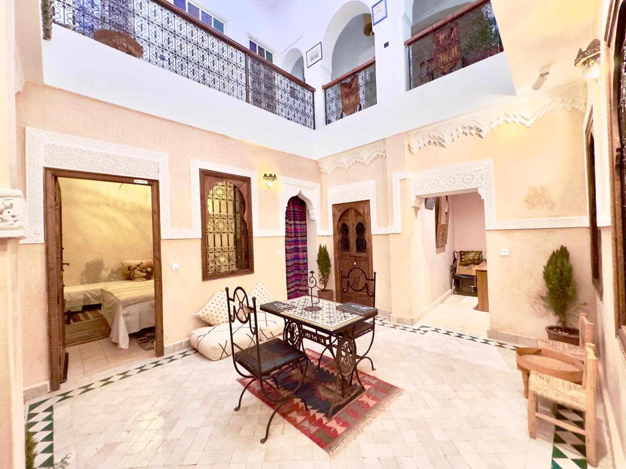 Riad La Rose Des Sables マラケシュ エクステリア 写真