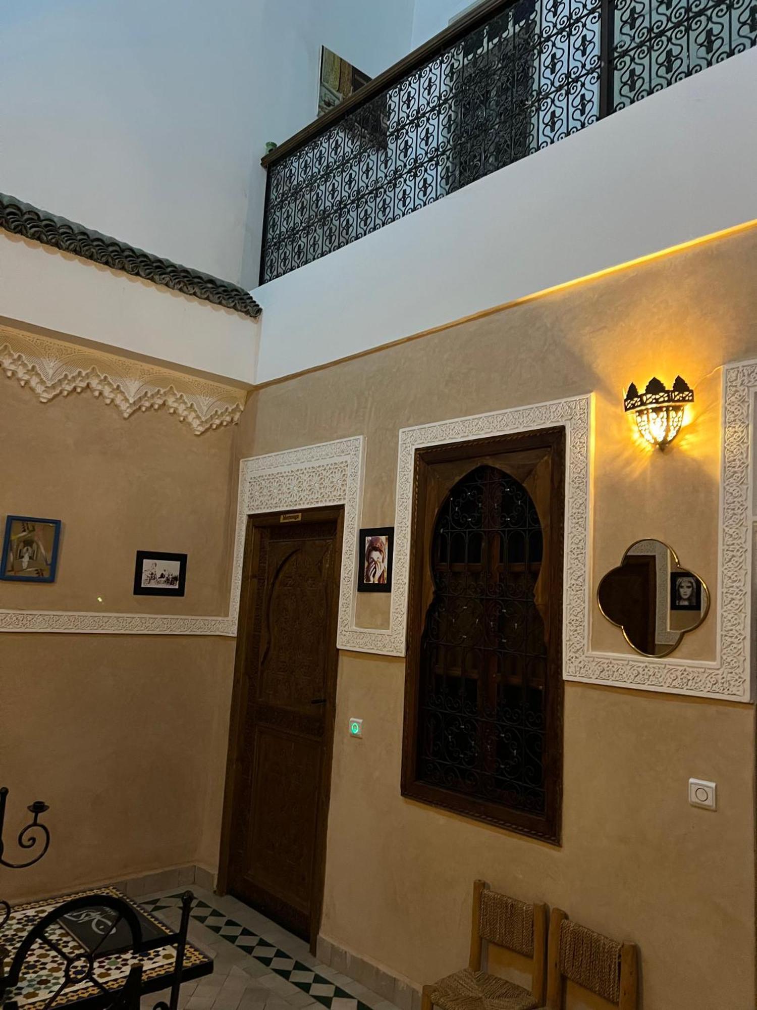 Riad La Rose Des Sables マラケシュ エクステリア 写真